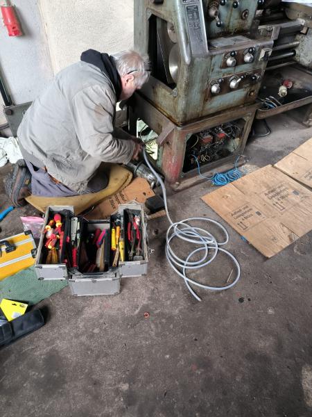 Neuverkabelung der Drehbank